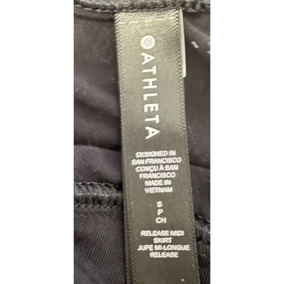 Athleta Release Midi Skirt Black Draped Wrap Athleisure Travel Womens Small - Picture 5 of 10